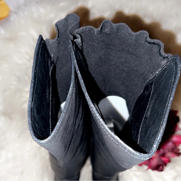 TORY BURCH Tall Black Leather Boot - Picture 12 of 15